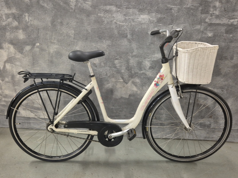 Crescent, lady, citybike, 28 tum, 7 gears, white, basket