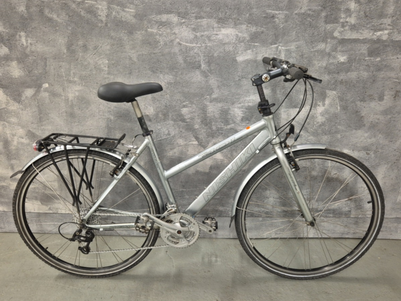 Nishiki, damcykel, hybrid, 28", 24 växlar, silver,